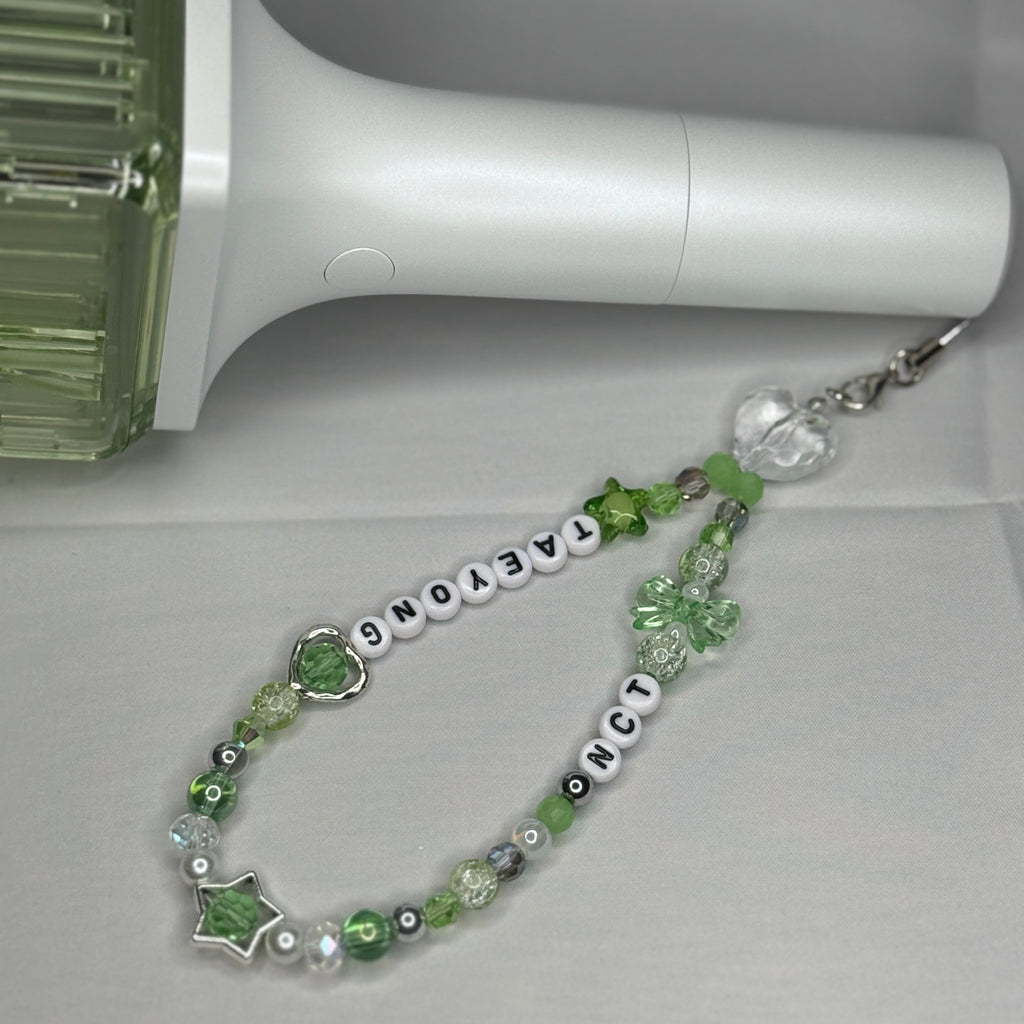 NCT 127, U, Wish, Dream, WayV light stick/ phone charm/ keychain - green/white